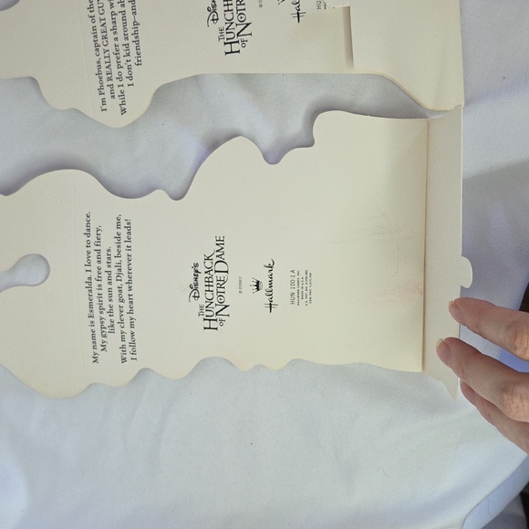 Hunchback Of Notre Dame Hallmark Disney 1990s Esmeralda Phoebus Collector Cards - Picture 9 of 14